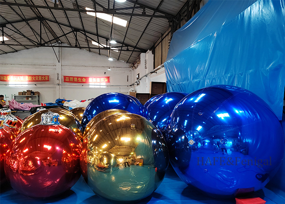 Christmas Atmosphere Inflatable Mirror Balloon PVC Diameter 2 Meters Customizable Color