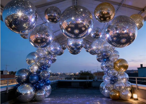 封印されたPVC充気鏡ボール 1.5m-3m イベントや展示の飾り付けのために