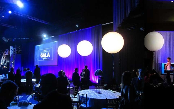 Poly Silk Balloons Illuminate Led Lights 80W For Music Festival Decoration